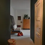 Cozy Two-bedroom Close To The Center *