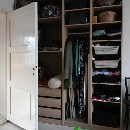 Cozy Two-bedroom Close To The Center Helsinki