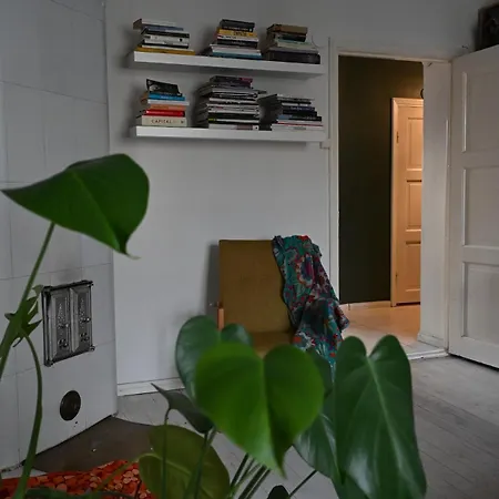 Cozy Two-bedroom Close To The Center Huoneisto *
