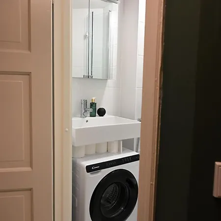 Cozy Two-bedroom Close To The Center Helsinki