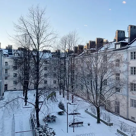 Cozy Two-bedroom Close To The Center Huoneisto *