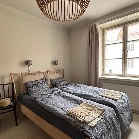 Cozy Two-bedroom Close To The Center Helsinki