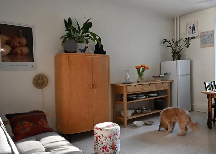 Cozy Two-bedroom Close To The Center * Helsinky